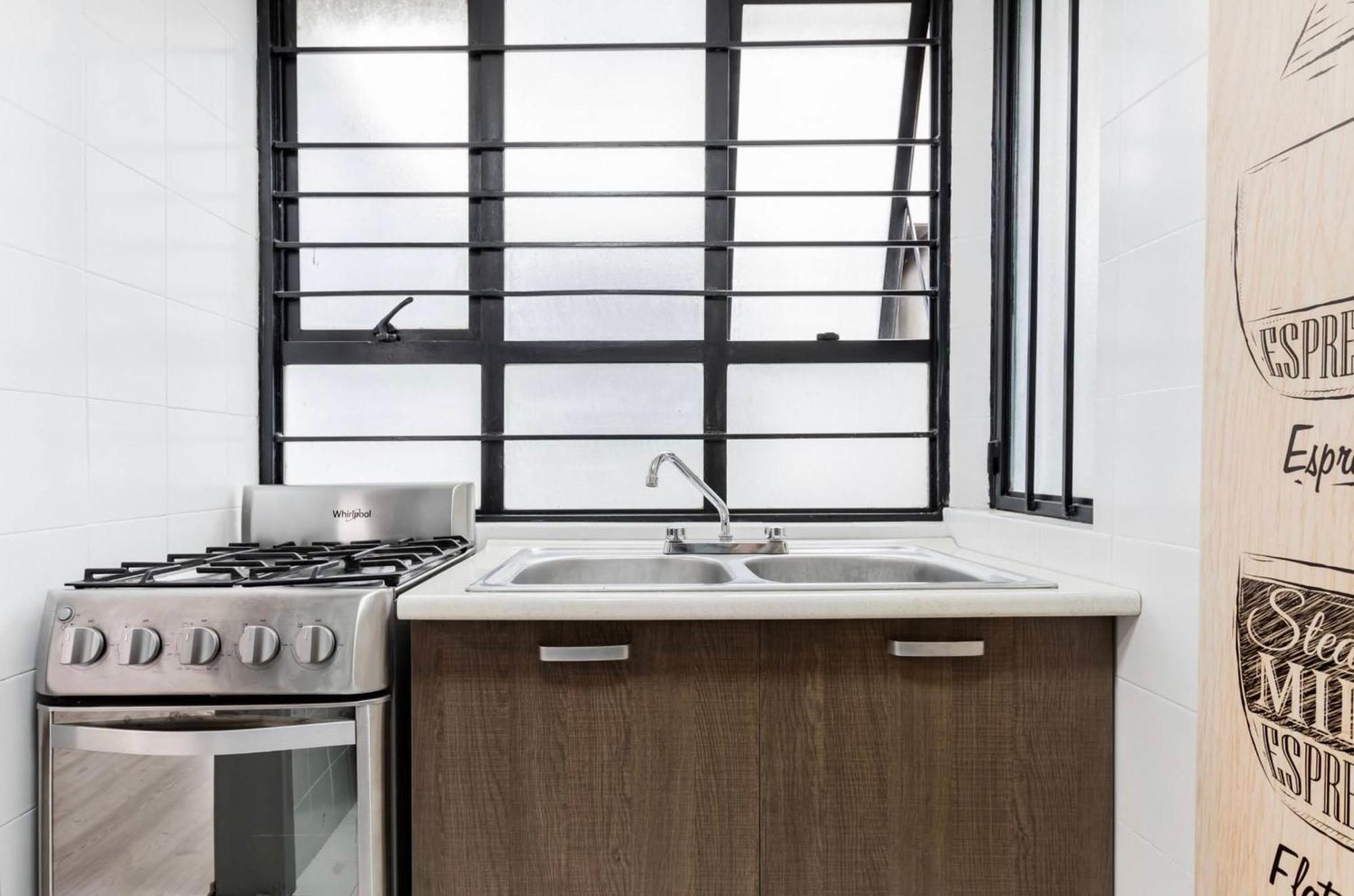 מקסיקו סיטי Cozy Roma Norte Flat - Parking- Wifi - Sleeps 6 מראה חיצוני תמונה